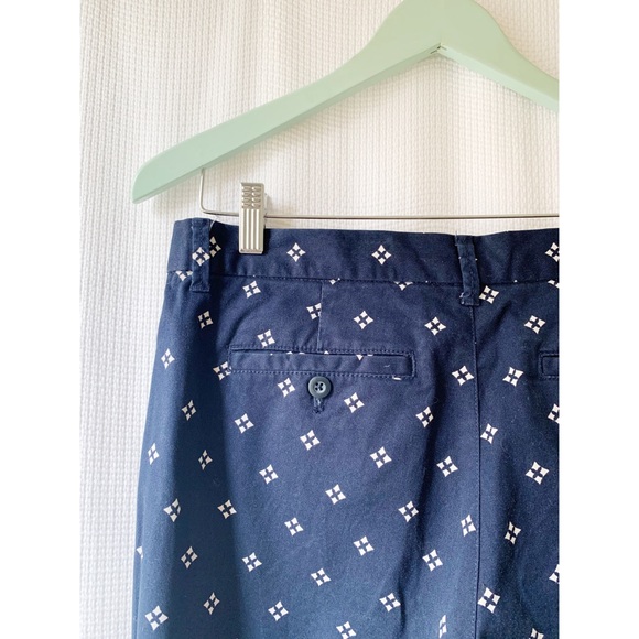 Gap slim city navy and white capri pants - Picture 3 of 5